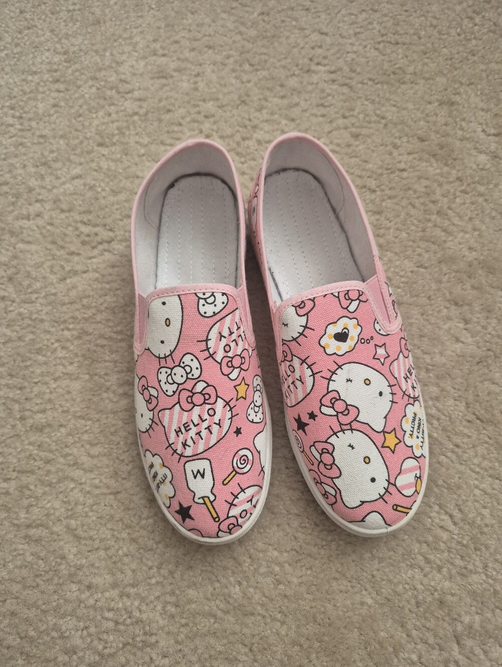 Hello Kitty Ladies Pink Slip-On Canvas Shoes